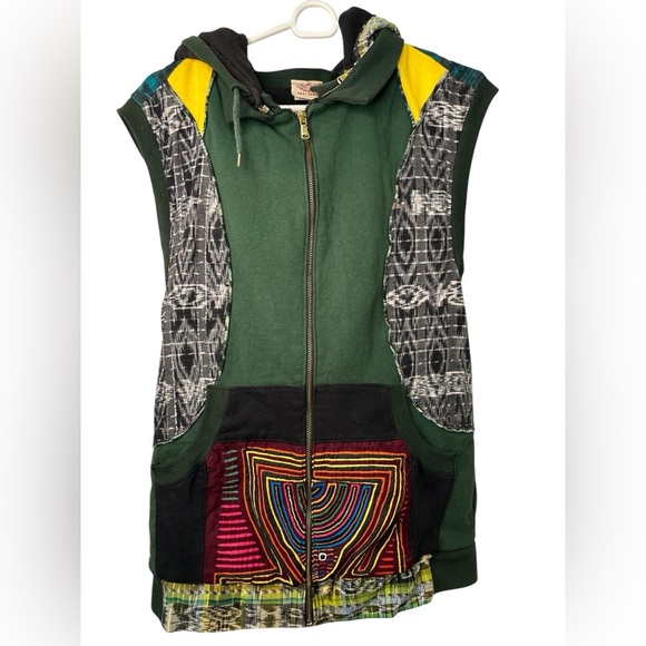 Conscious Convergence Maykuna Green Patchwork Vest Hoodie - Picture 1 of 11